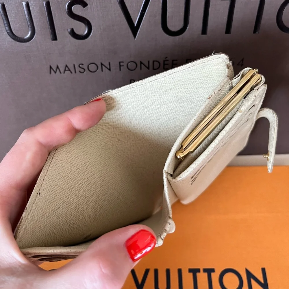Louis Vuitton Damier Azur Canvas Checkered Wallet - Cream & Blue